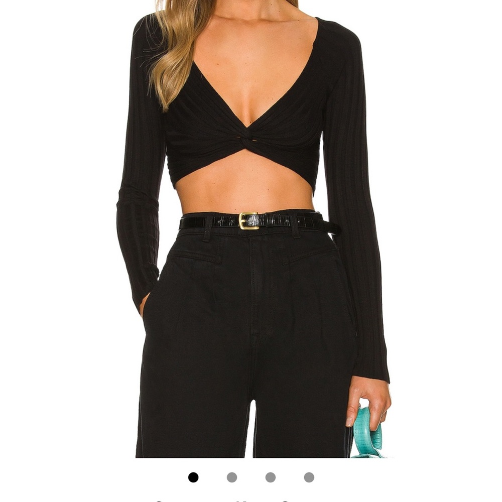 Knot cropped sweater